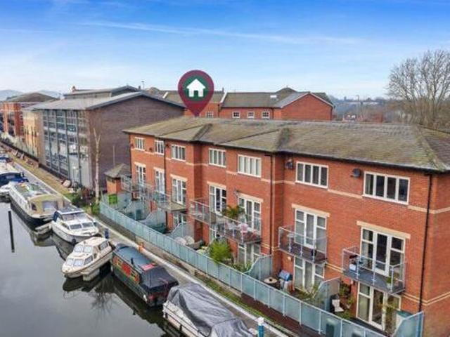 House for sale in Diglis, Worcestershire