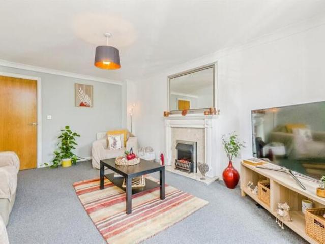 Townhouse for sale in Penylan, Wales