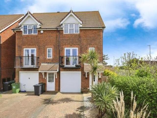 House for sale in Sovereign Harbour, Eastbourne