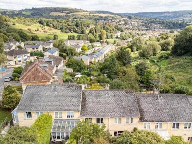 Townhouse for sale in Fairfield Park, Dulcote