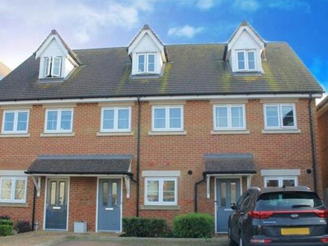 House for sale in Farnborough, Hampshire