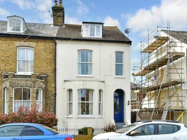 House for sale in Preston, Oad Street