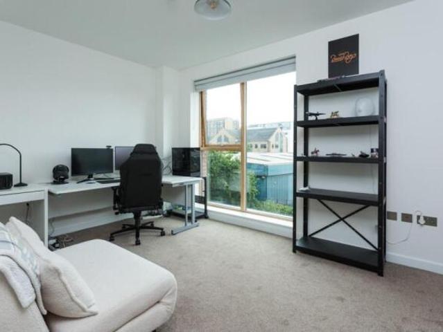 Townhouse for sale in Culverstone Green, Hamerton