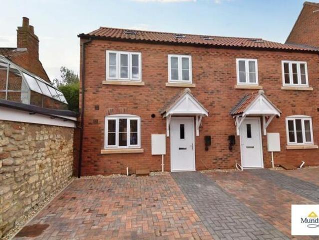 Townhouse for sale in Wales