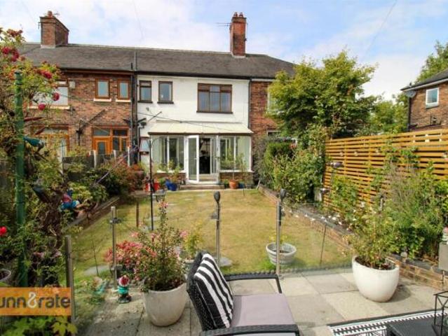 Townhouse for sale in Burslem, Stoke-on-Trent