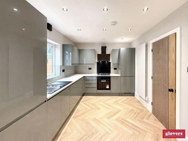 Townhouse for sale in Stirchley, West Midlands