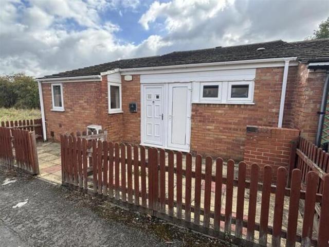 Townhouse for sale in Stocking Farm, Old Wharf