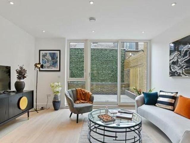 House for sale in Lyons, Greater London
