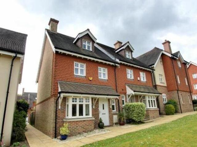 House for sale in Perryfields, West Sussex