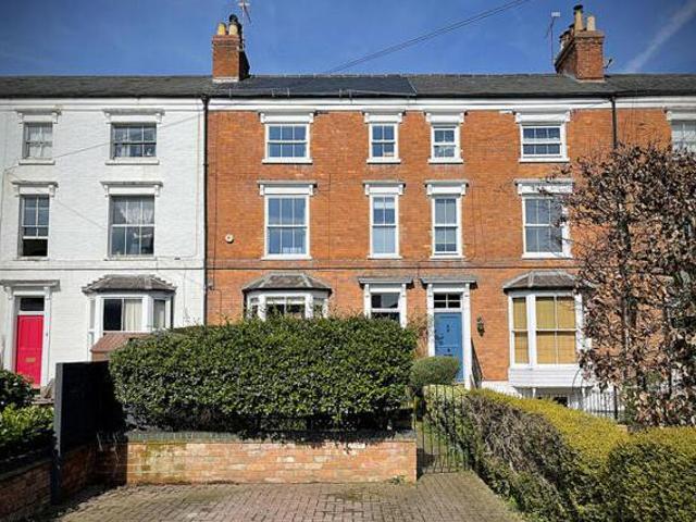 House for sale in St John's, Warwick
