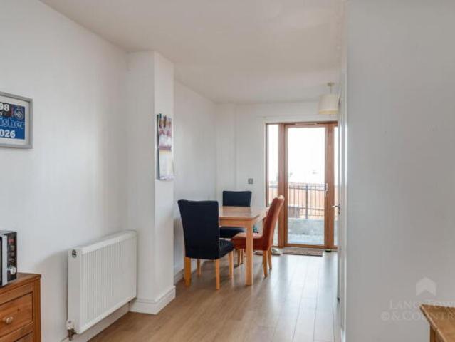Townhouse for sale in Mount Wise