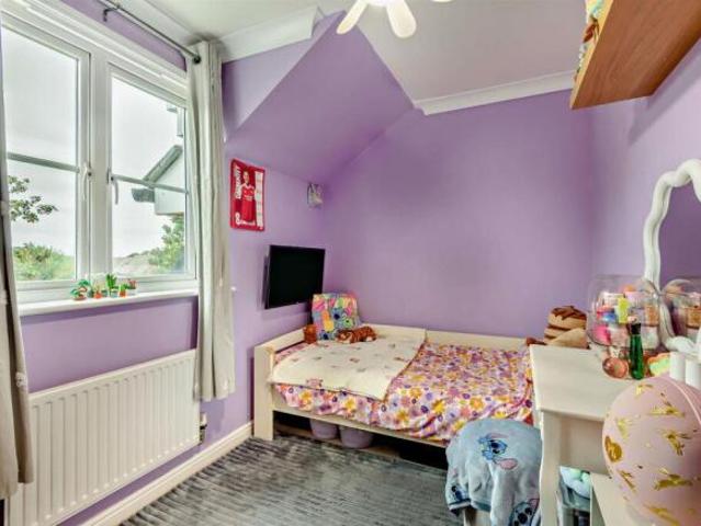 Townhouse for sale in Midway, Kent