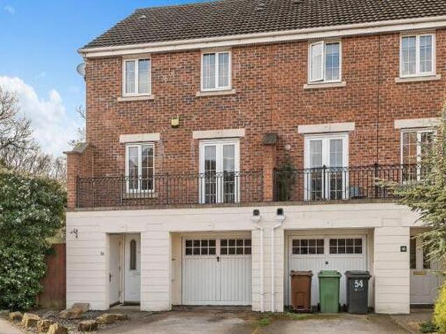House for sale in Killingbeck, West Yorkshire
