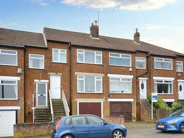 House for sale in Pudsey, West Yorkshire