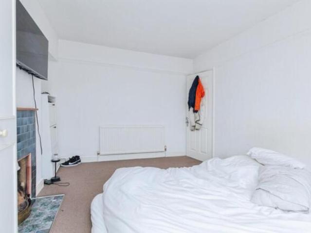 Townhouse for sale in Pinfold, Leicestershire
