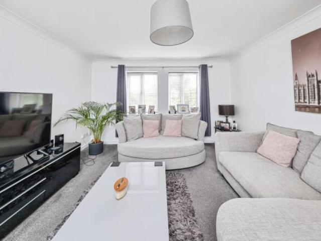Townhouse for sale in Monkston Park, Milton Keynes