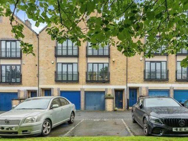 House for sale in Calderstones