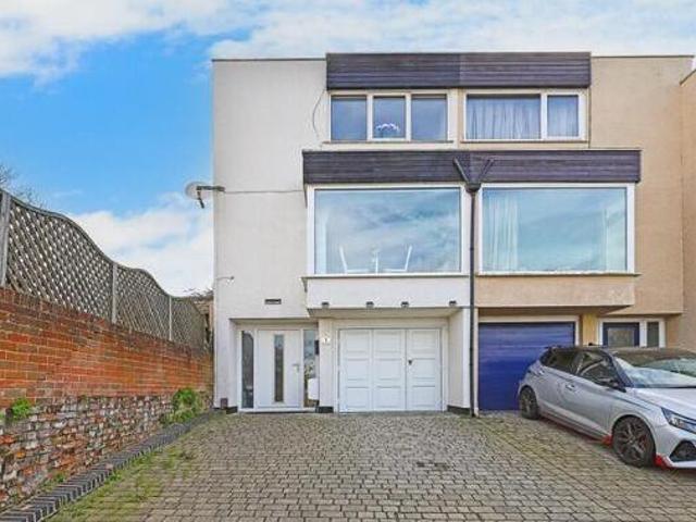House for sale in Lyons, Greater London