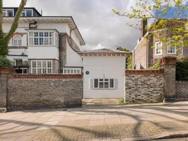 House for sale in Lyons, Greater London