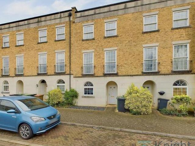 House for sale in Midway, Kent