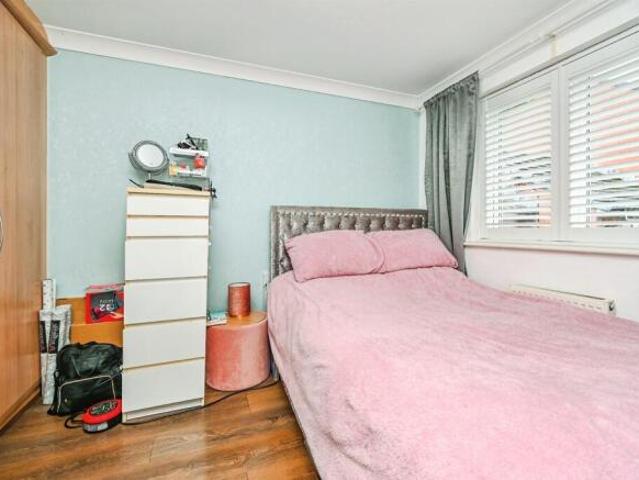 Townhouse for sale in Olive Mount, Calderstones