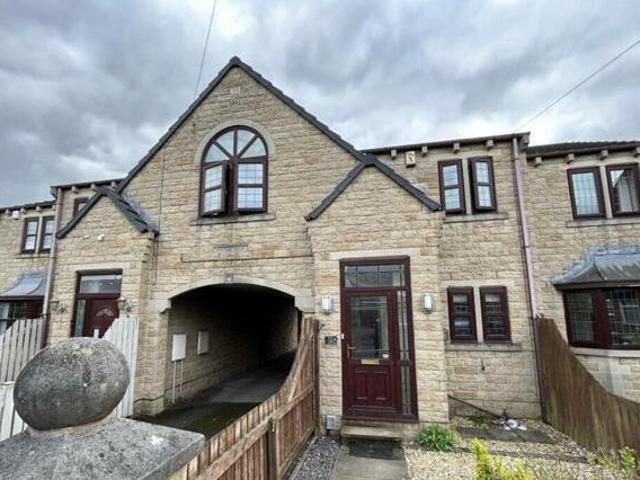 House for sale in Norristhorpe, West Yorkshire