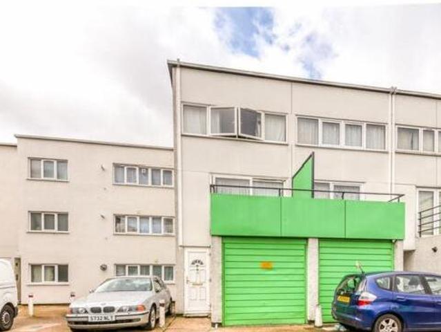 House for sale in Surrey