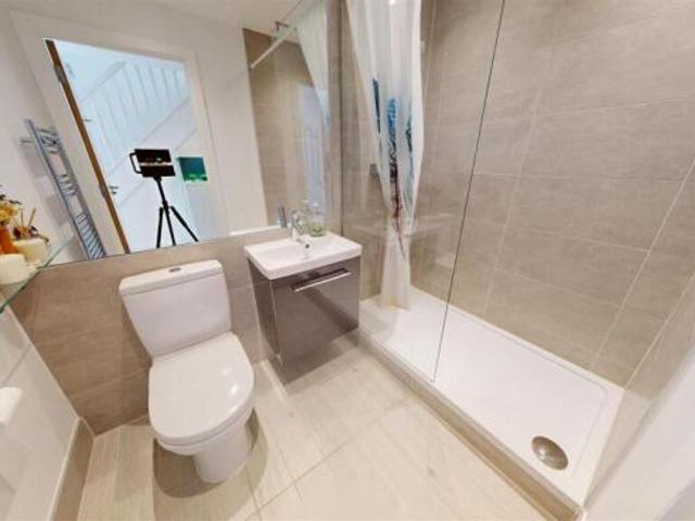 Townhouse for sale in Blackfriars, Salford