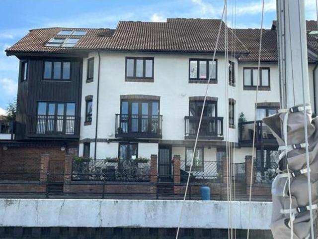 House for sale in Barton Stacey, Hampshire