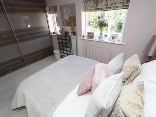 Townhouse for sale in Apperley Bridge, West Yorkshire