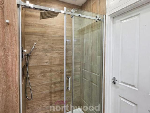 Townhouse for sale in Bentley, South Yorkshire