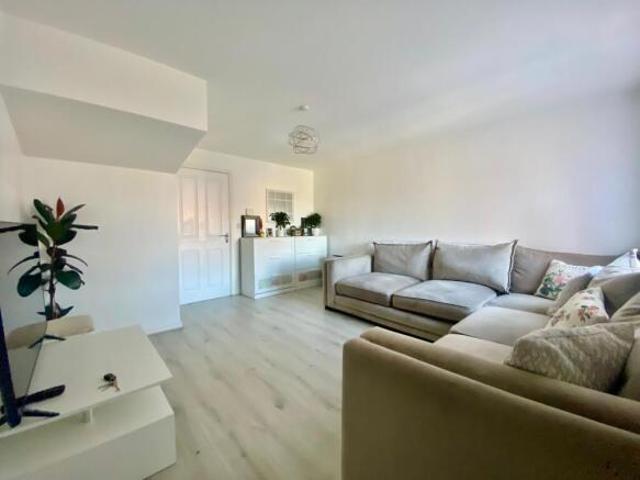Townhouse for sale in Peterborough