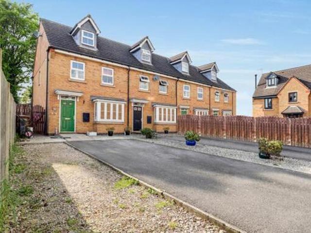 House for sale in Pontefract, West Yorkshire
