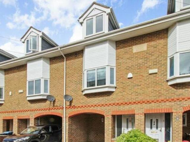 House for sale in Chilton, Acol