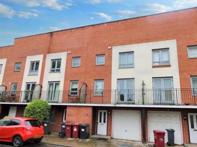 House for sale in Reading