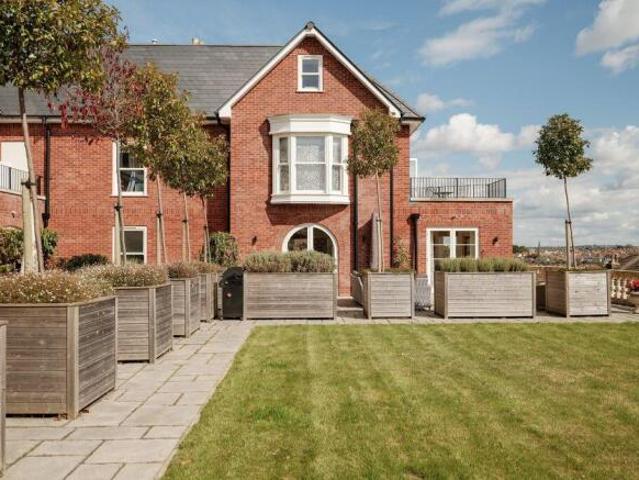 Townhouse for sale
