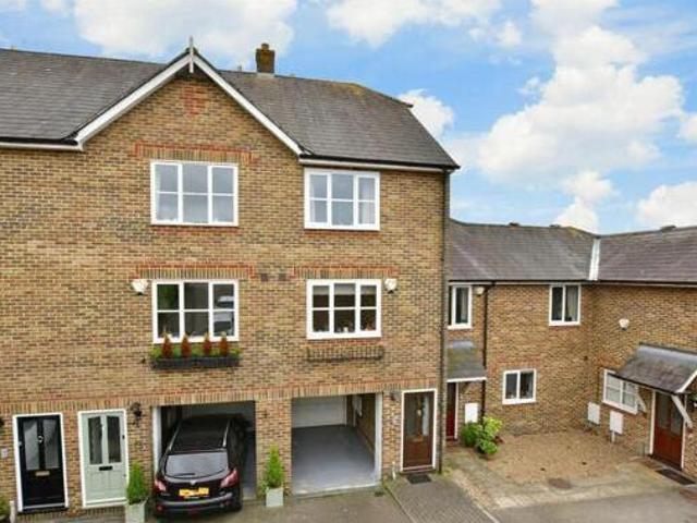 House for sale in Rochester, Kent