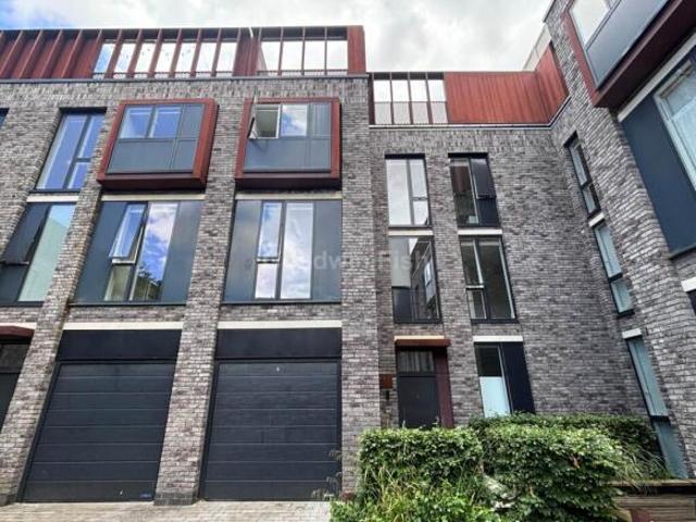 Townhouse for sale