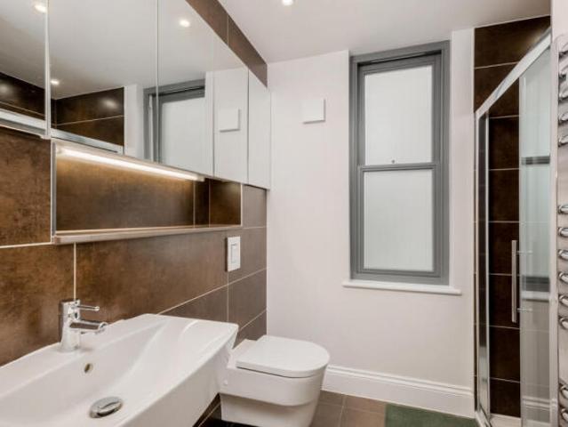 Townhouse for sale in Northern Ireland