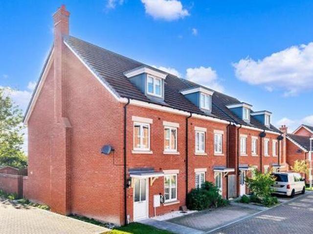 House for sale in King's Walden, Hertfordshire