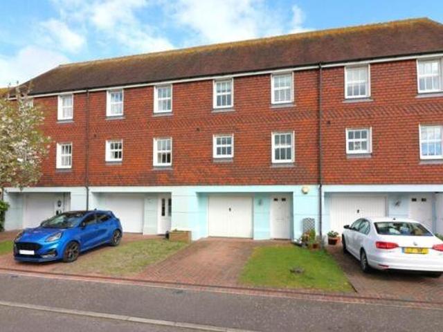 House for sale in Sandwich, Ash