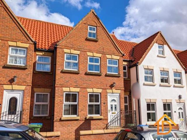 House for sale in The Old Town, Scarborough