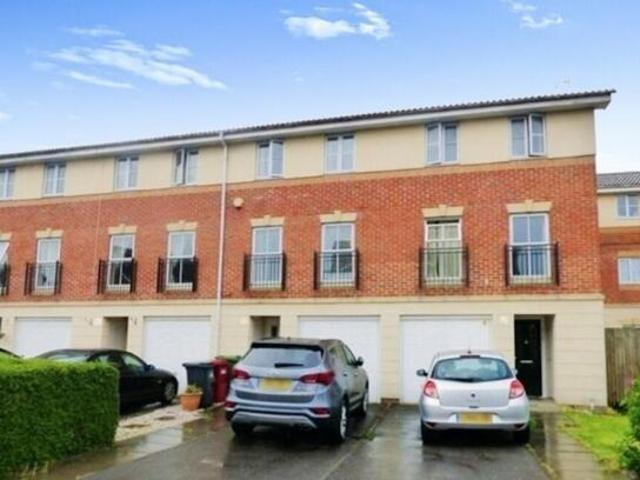 House for sale in Slough