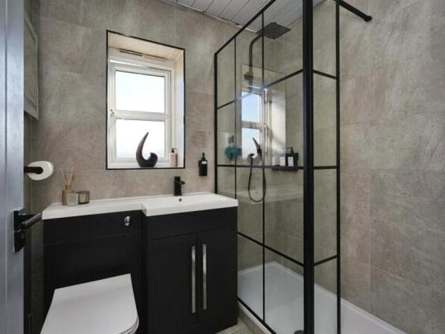 Townhouse for sale in Laisterdyke, Bradford