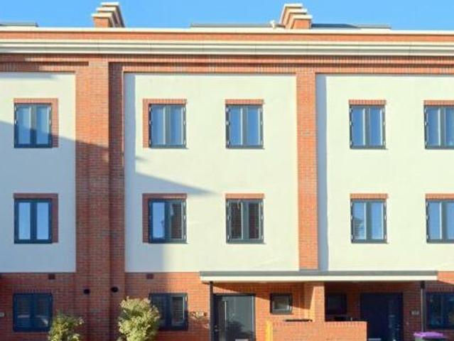 House for sale in Greenfields, Frankwell