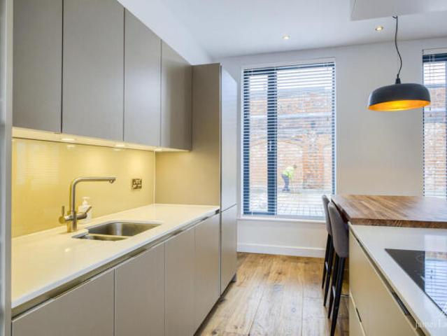 Townhouse for sale
