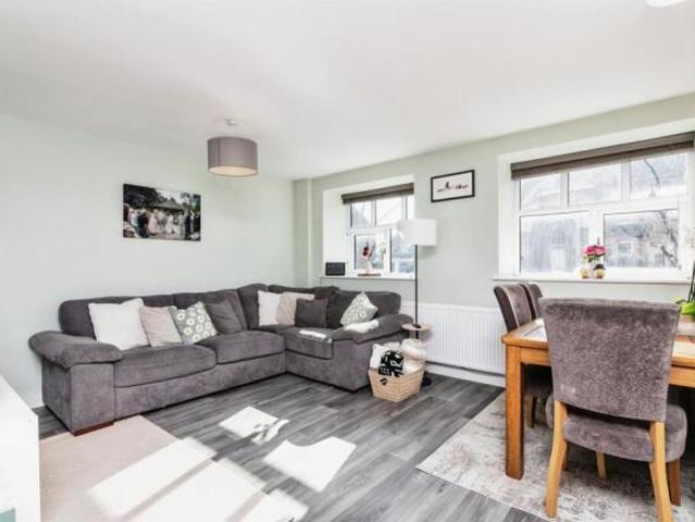 Townhouse for sale in The Rise, East Riding Of Yorkshire