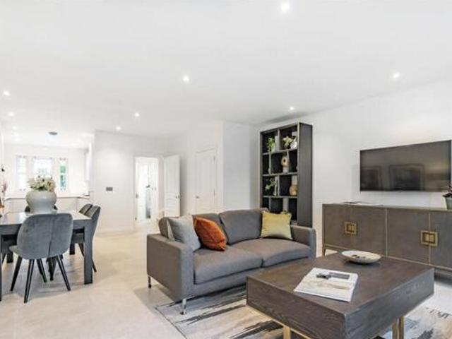 House for sale in Surrey