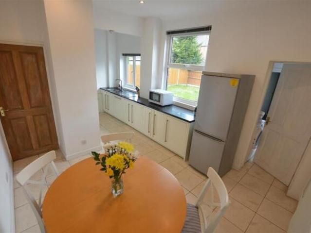 Townhouse for sale in Stoke, Stoke-on-Trent