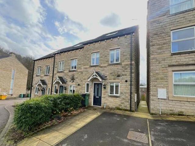 House for sale in Holmfirth, West Yorkshire